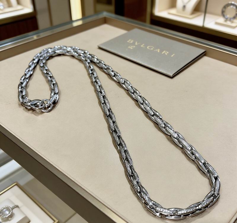 26 Bvlgari Necklace 0819